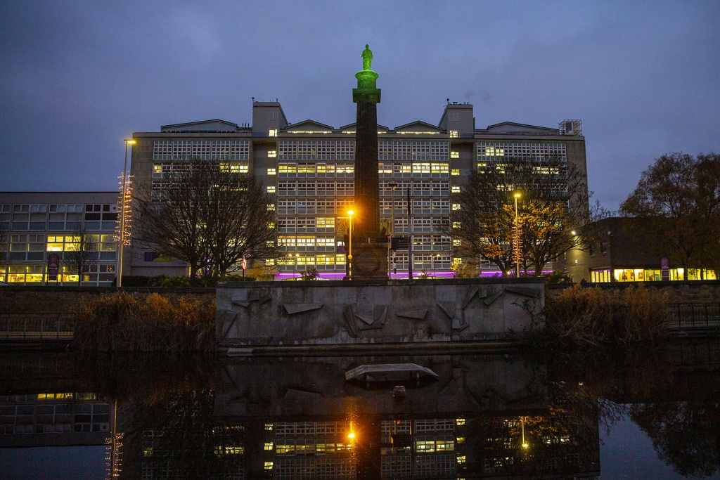 Wilberforce Monument 